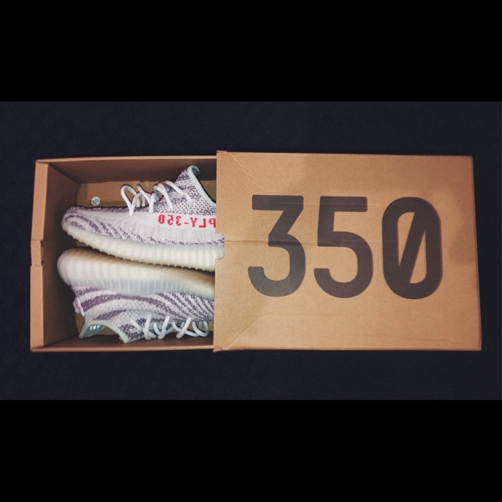 Yeezy Boost 350 V2
